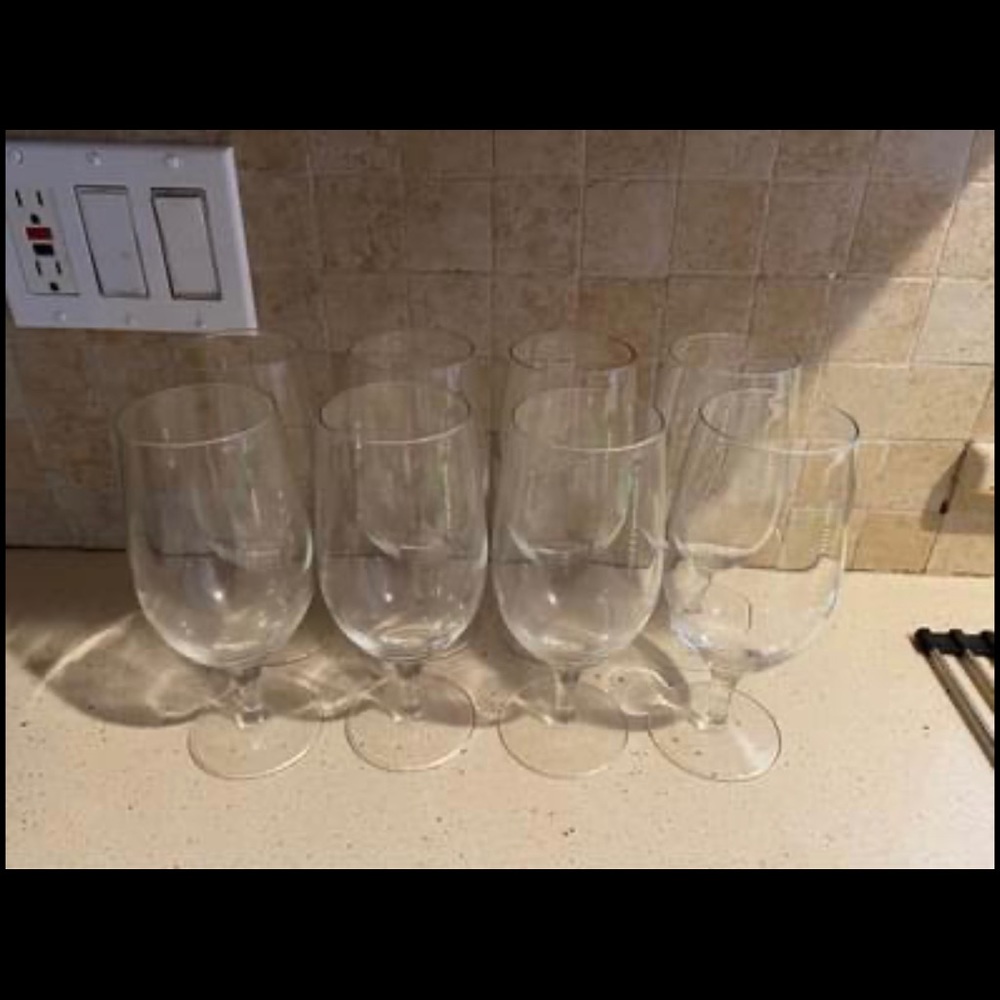 Set of 8 footed ice tea glasses